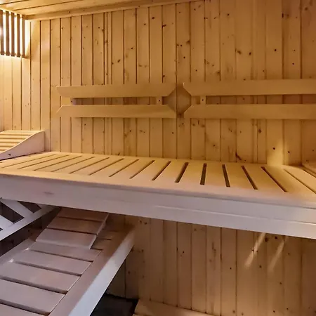 Awesome In With Sauna Vakantiehuis Jantar